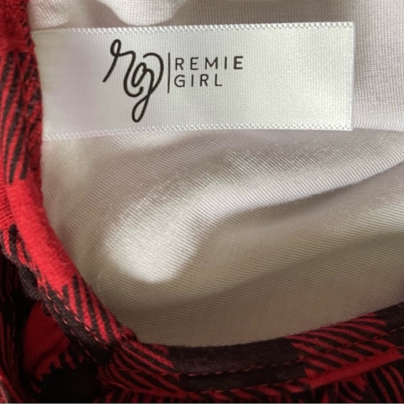 Long Sleeve Buffalo Plaid Leo from Remie Girl - Picture 3 of 7
